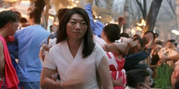 手游抓宠物必须定位吗？